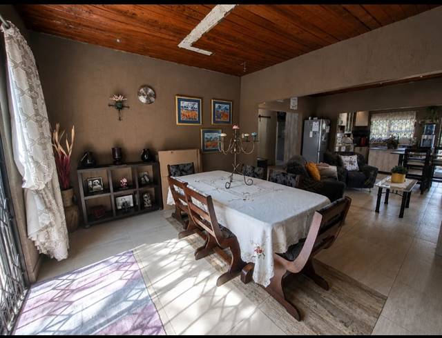 3 BEDROOM HOUSE FOR SALE IN ROTHDENE
